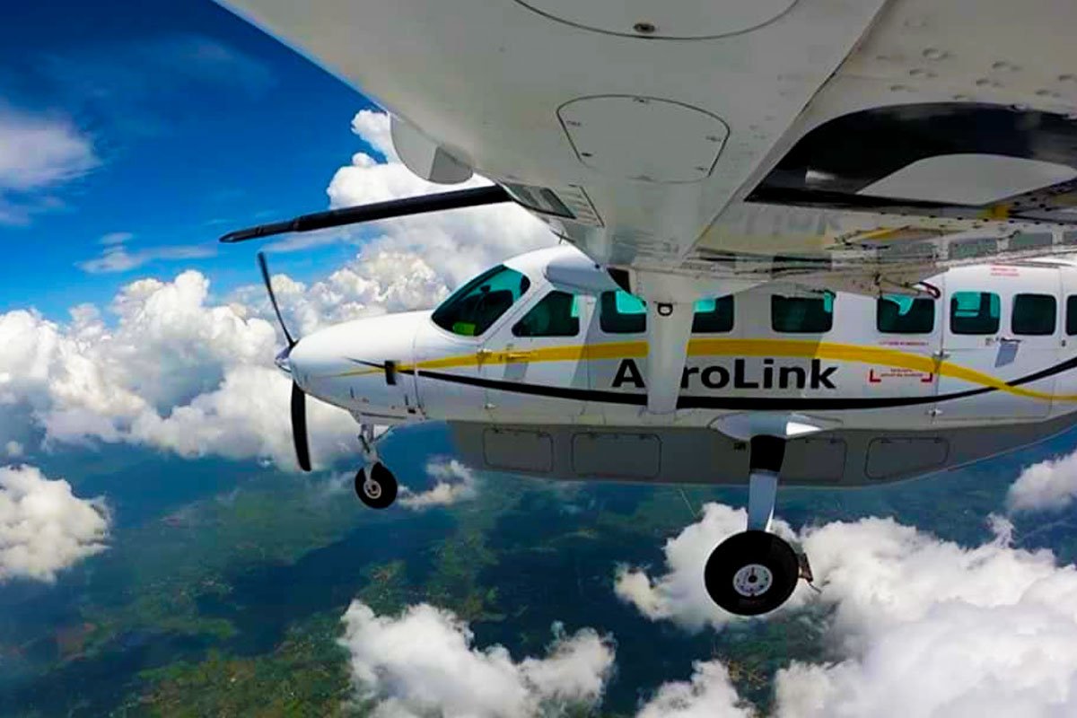 4-Day Luxury Flight Uganda Gorilla Trekking
